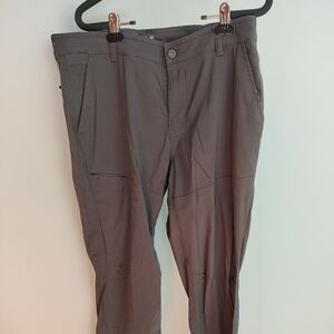 Mountain hardwear AP pants grey